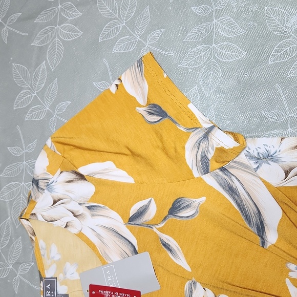 Lauren Petites Top - Picture 5 of 8